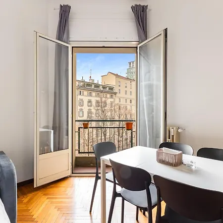 Διαμέρισμα 3 Bedrooms Separate 1 Min Walk From Brera, 15 Min Duomo Μιλάνο