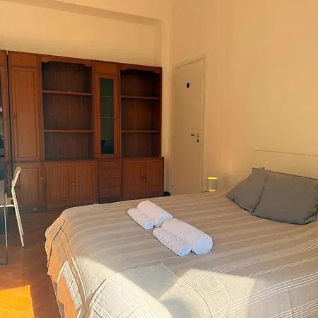 Διαμέρισμα 3 Bedrooms Separate 1 Min Walk From Brera, 15 Min Duomo *